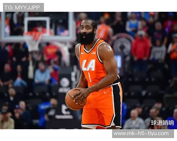 哈登晒世界杯用球合照引发中文译名三重浪热潮