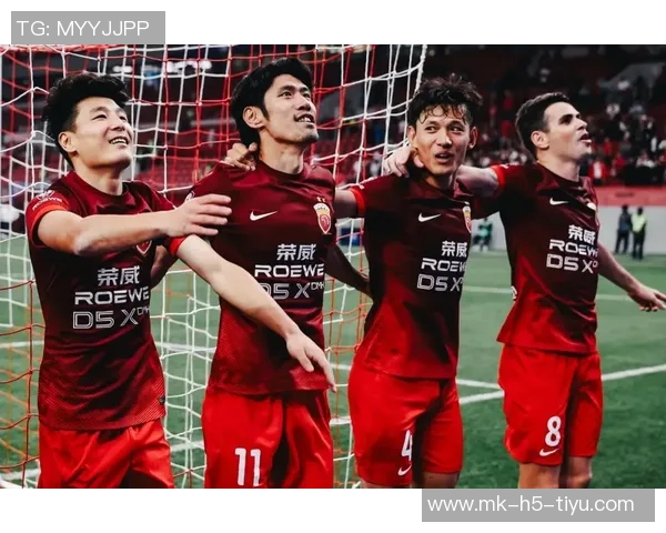 体坛动态：蓉城意外掉线退出争冠战斗申花仍有机会争夺冠军荣耀